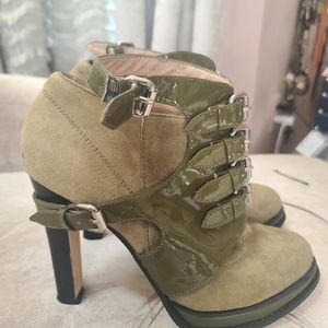 Metiko Suede bootie